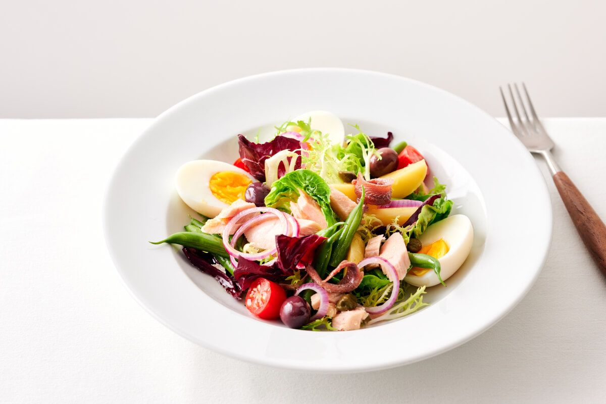The Classic French Niçoise Salad: A Taste of the Riviera
